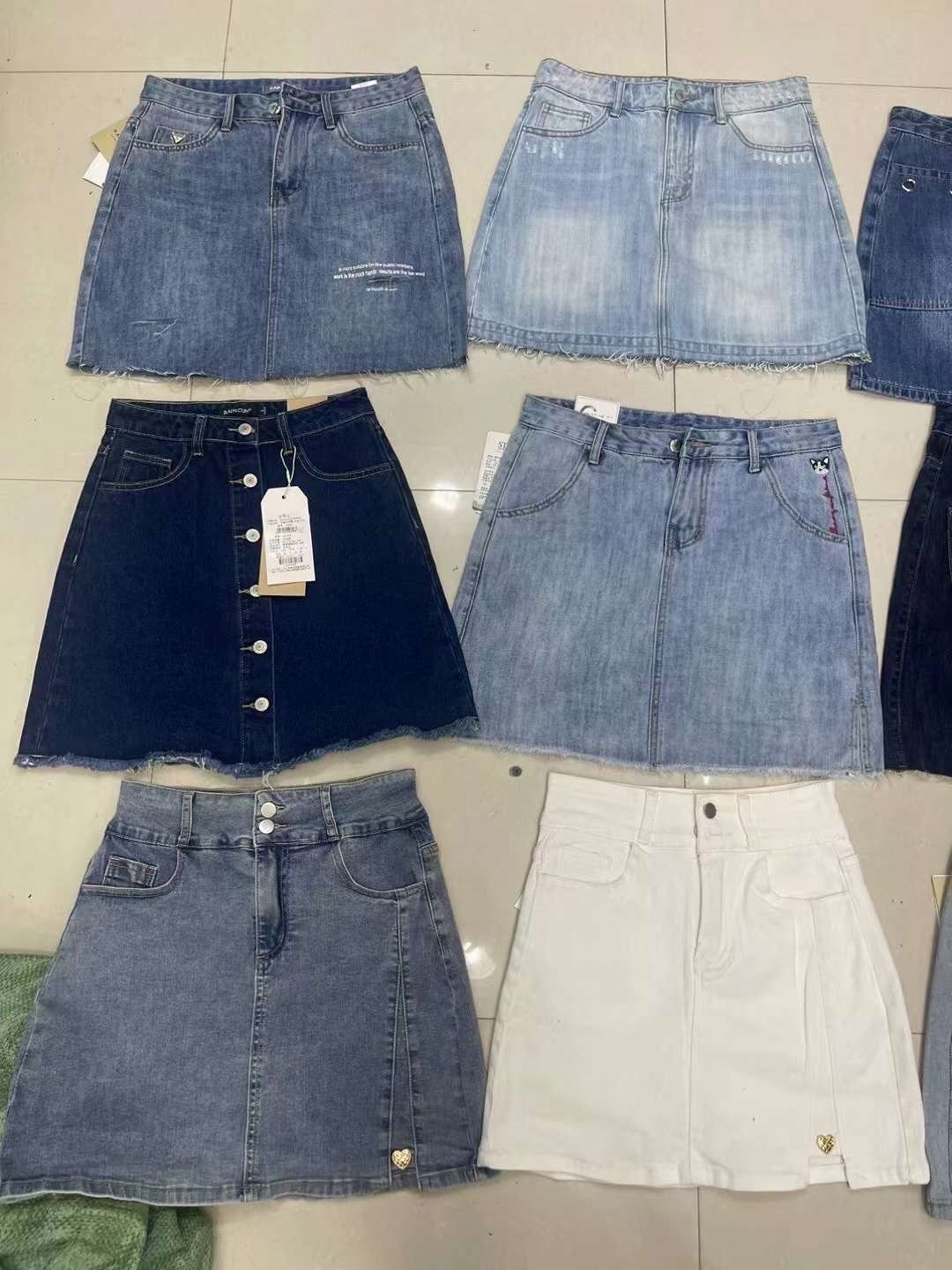 Lotes de 100 Faldas de Damas. ($2.50 x pieza)