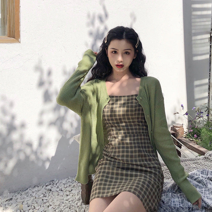 Early Spring Korean Version Of The New Avocado Green Retro Plaid Suspender Skirt