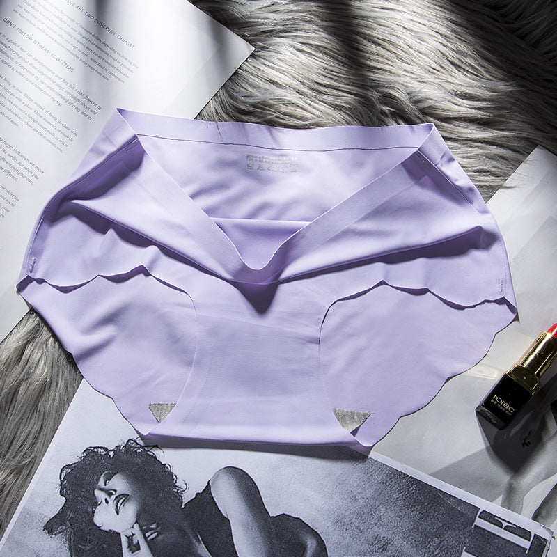 Women's Wavy Mid-waist Cotton Crotch Seamless Underwear With Ice Silk