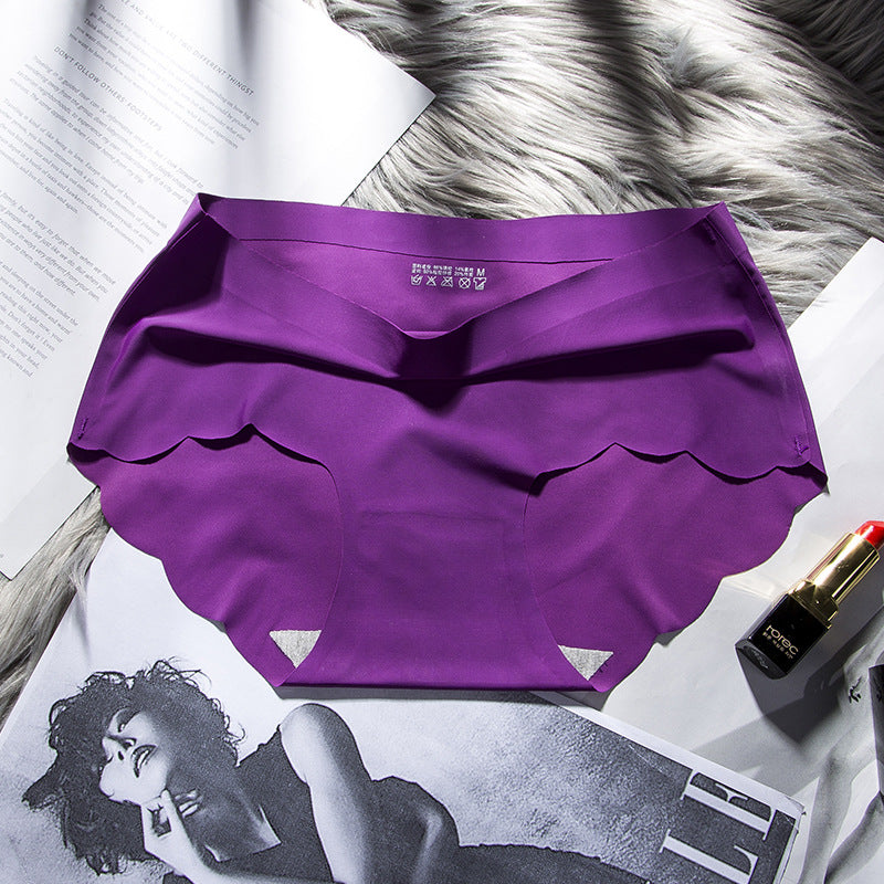 Women's Wavy Mid-waist Cotton Crotch Seamless Underwear With Ice Silk