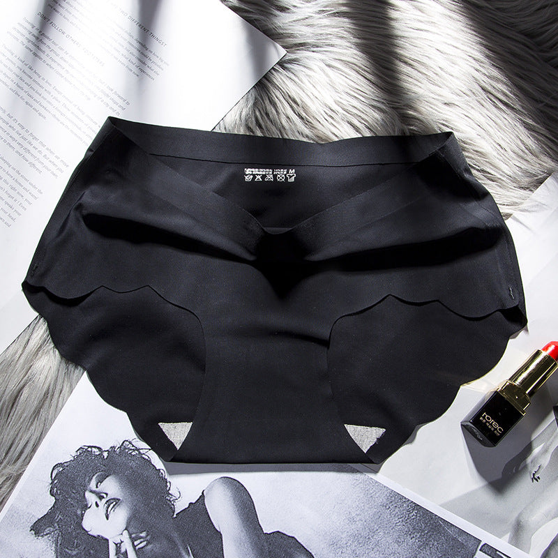Women's Wavy Mid-waist Cotton Crotch Seamless Underwear With Ice Silk