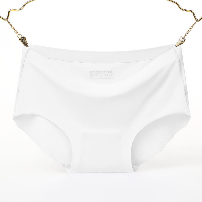 One-piece seamless underwear