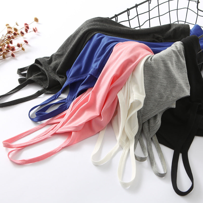 Short style with small suspender
