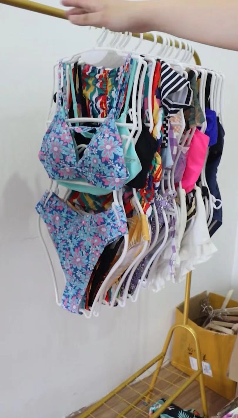 Lotes de 100 Trajes de baño Shei