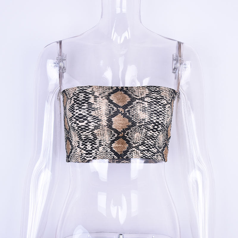 Sexy snake-wrapped chest T-shirt