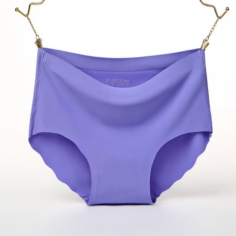 One-piece seamless underwear