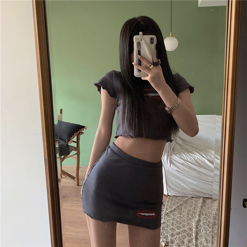 Hip - hugging skirt two-piece fashion set