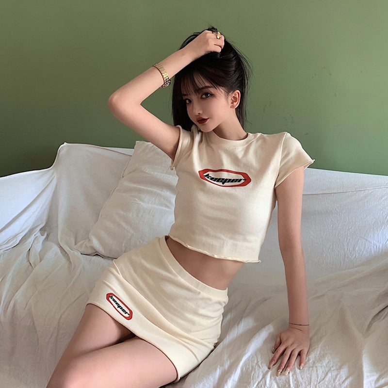 Hip - hugging skirt two-piece fashion set