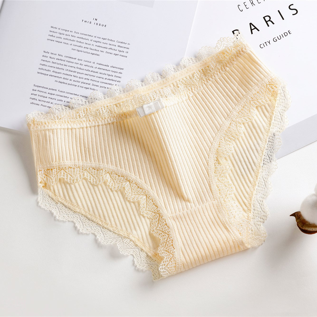 Thread Princess Low-waist Briefs With Cotton