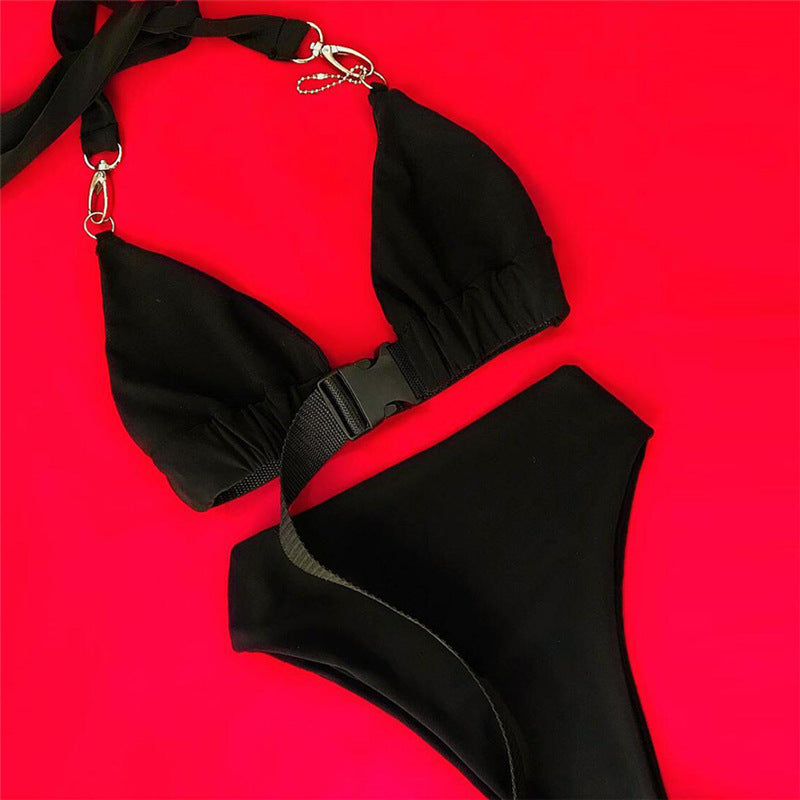 Short vest with hanging neck and exposed navel