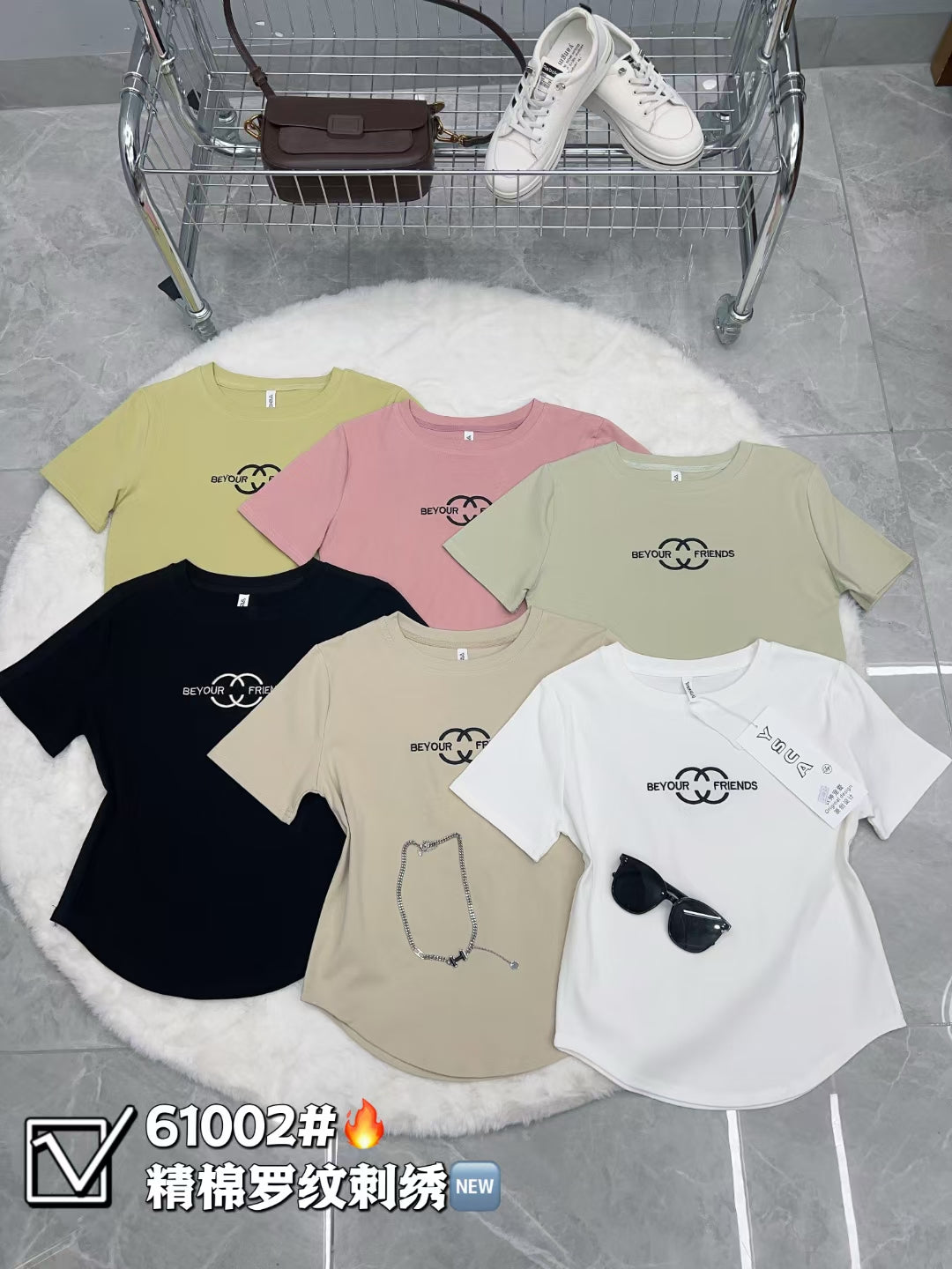 LOTE DE 100 FRANELAS CON ESTAMPADOS