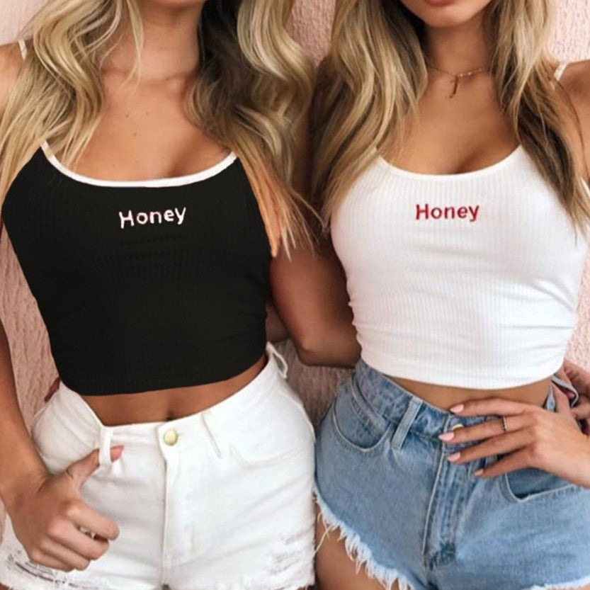 Letter embroidered close-fitting navel vest