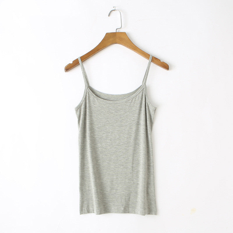 Short style with small suspender