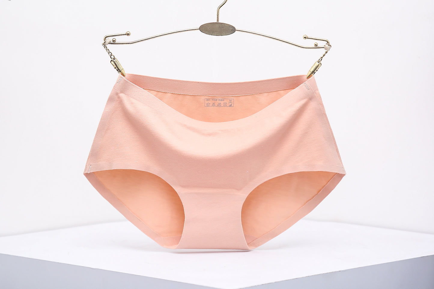 One Piece Seamless Women's Underwear Mid-waist Sexy Cotton Briefs