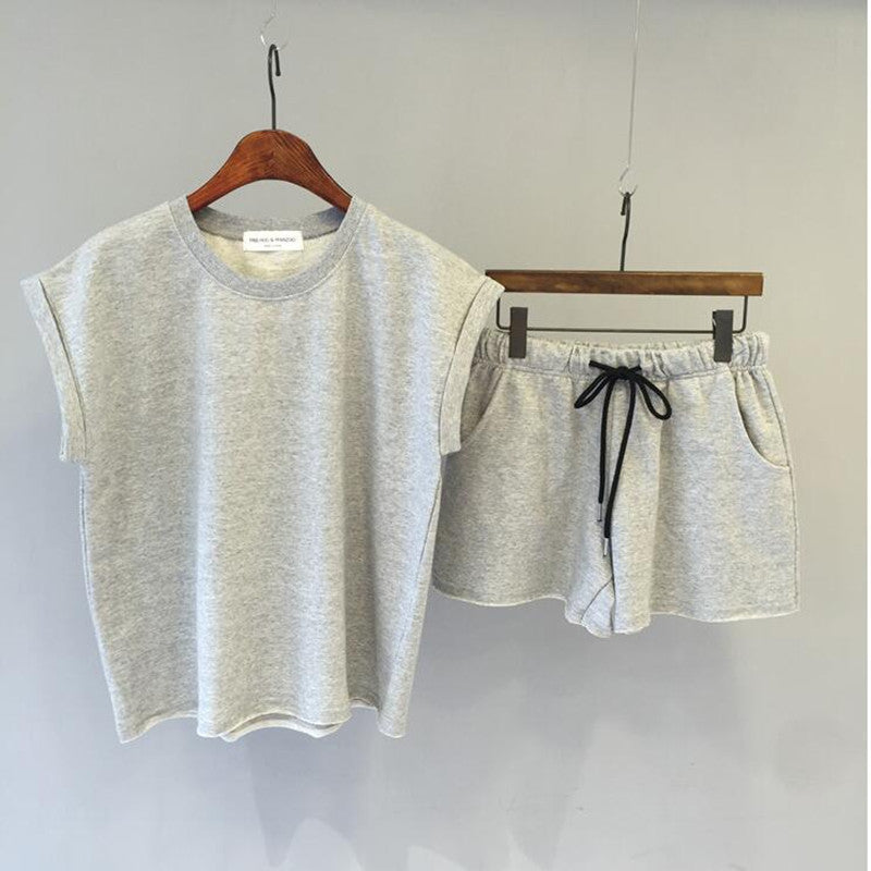 Casual sportswear suit