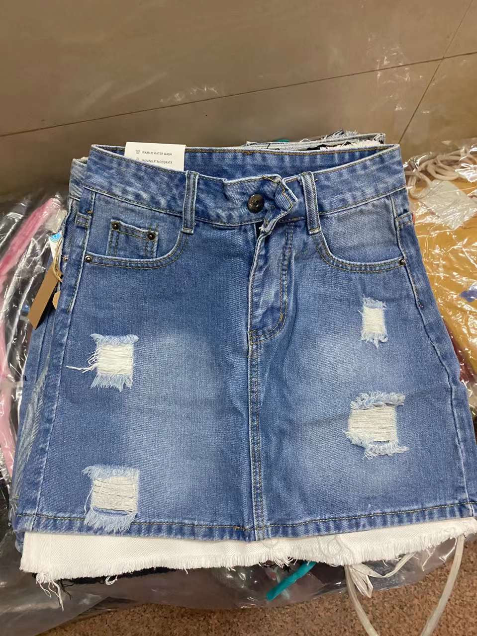 Lotes de 100 Faldas  de Damas. ($2.50 x pieza)