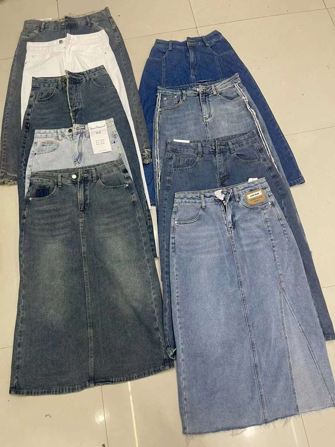 Lotes de 100 Faldas  de Damas. ($2.50 x pieza)