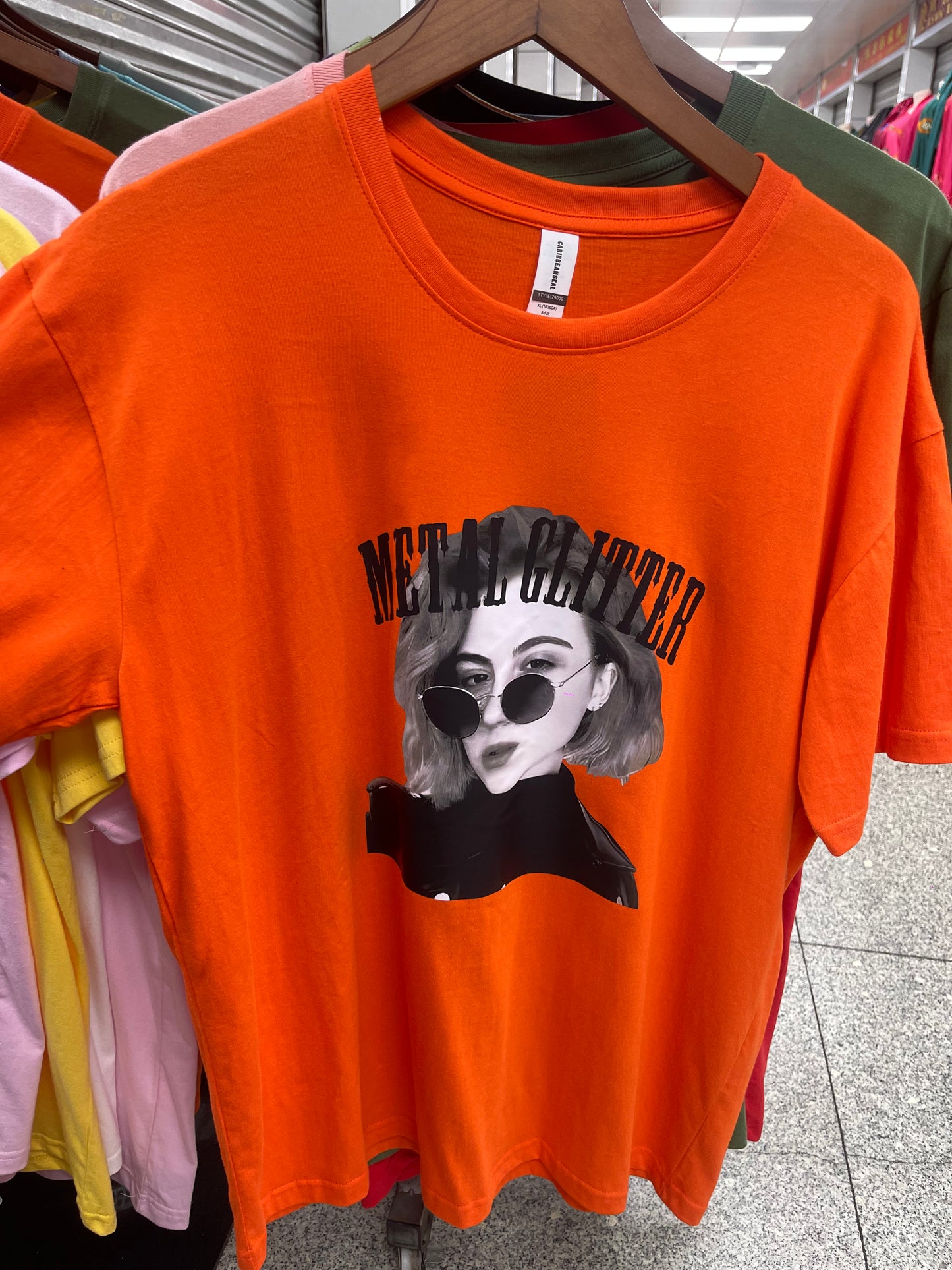 Lotes de 100 Graphic Tshirt  ($3.5 x pieza)