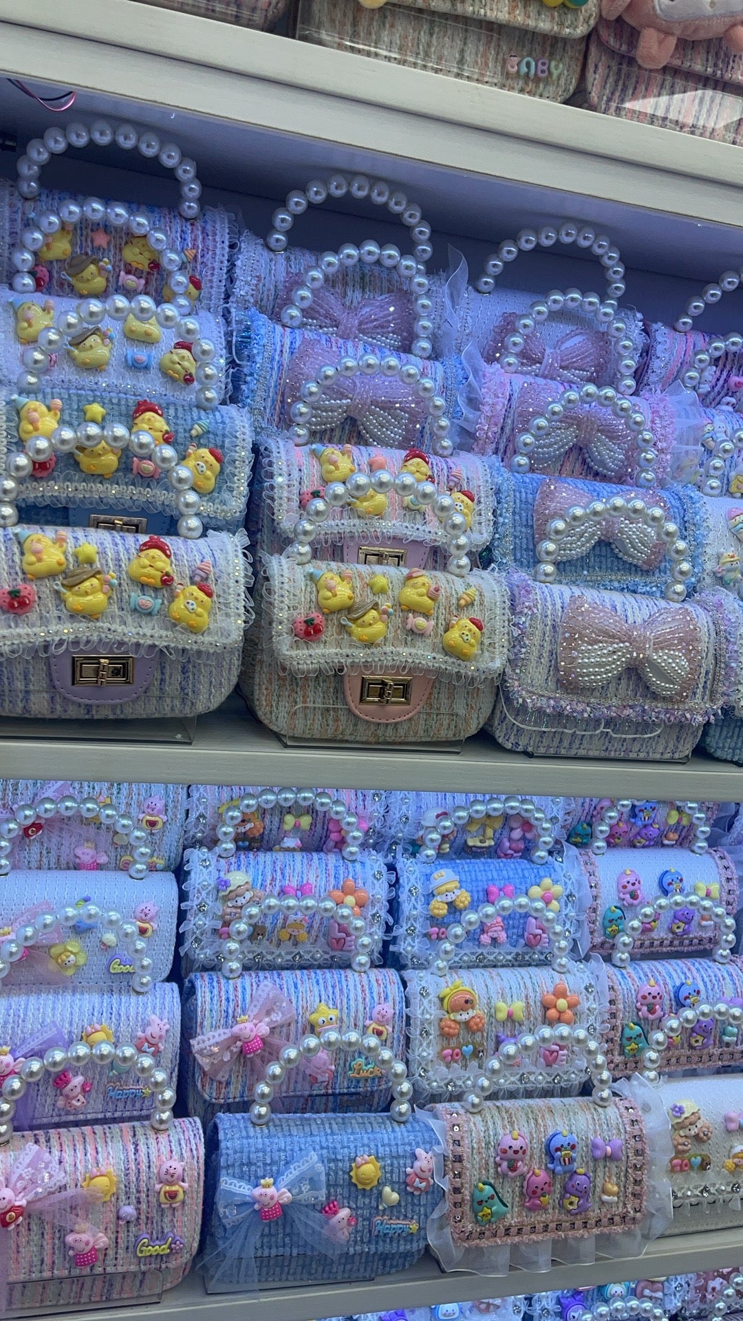 Lotes de 40 Carteras de Niñas