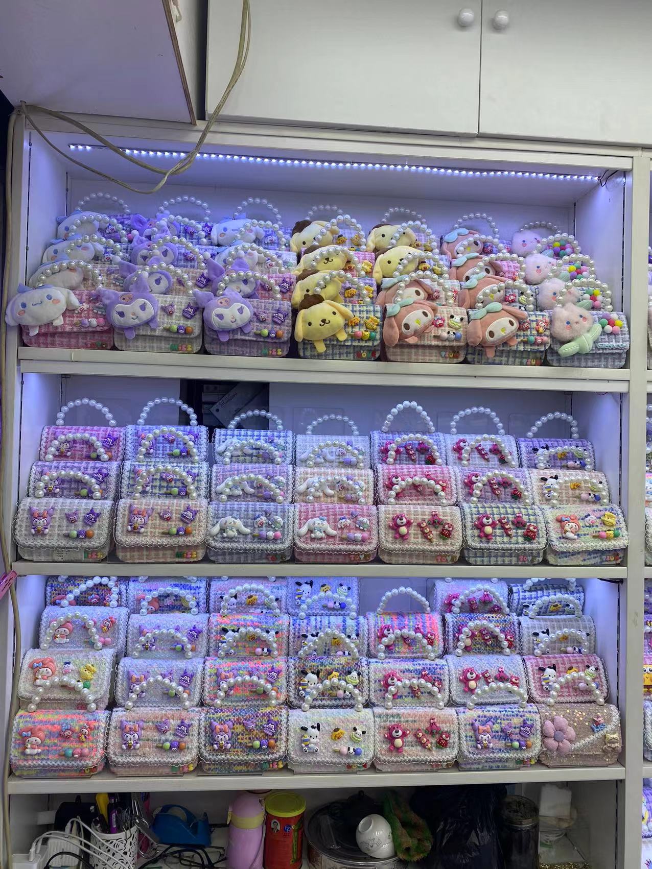 Lotes de 40 Carteras de Niñas