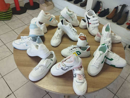 Oferta Solo para Panama / Bultos de 50 Zapatillas de Niños, Modelo N1738