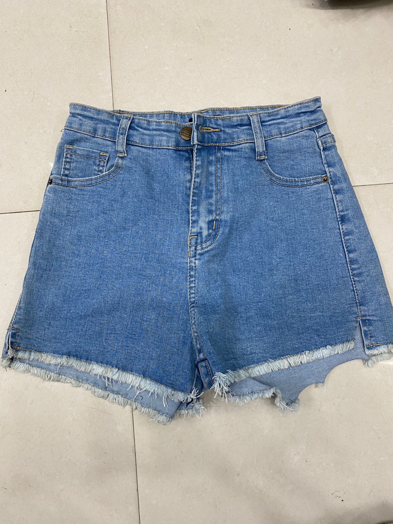 Lotes de 100 Shorts de Damas. ($1.99 x pieza)