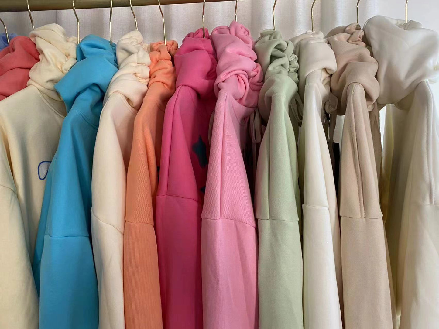 Lotes de 100 Hoodies Afelpados  ($5.49 x pieza)