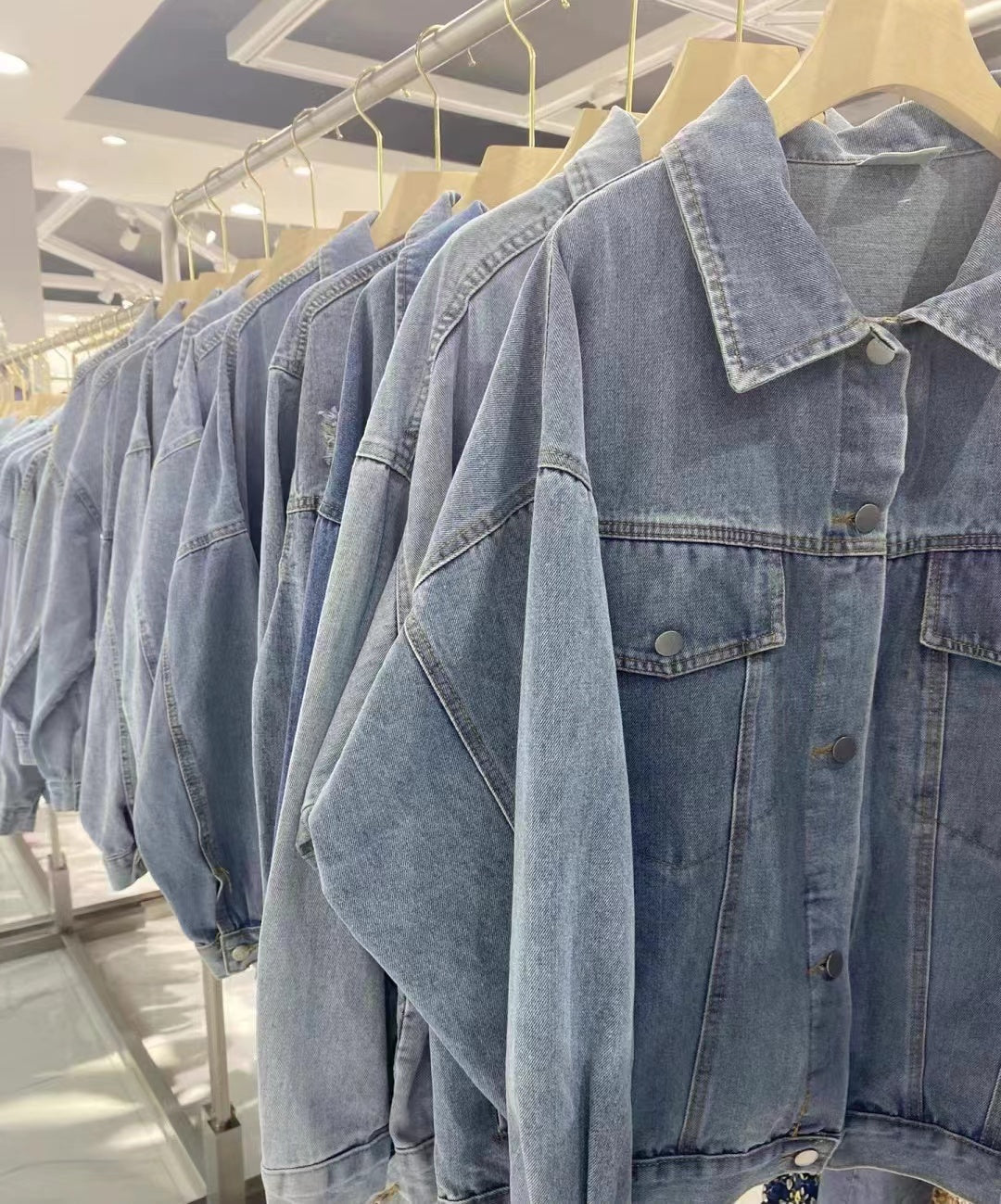 Lotes de 100 Chaquetas Denim ($2.99 x pieza)