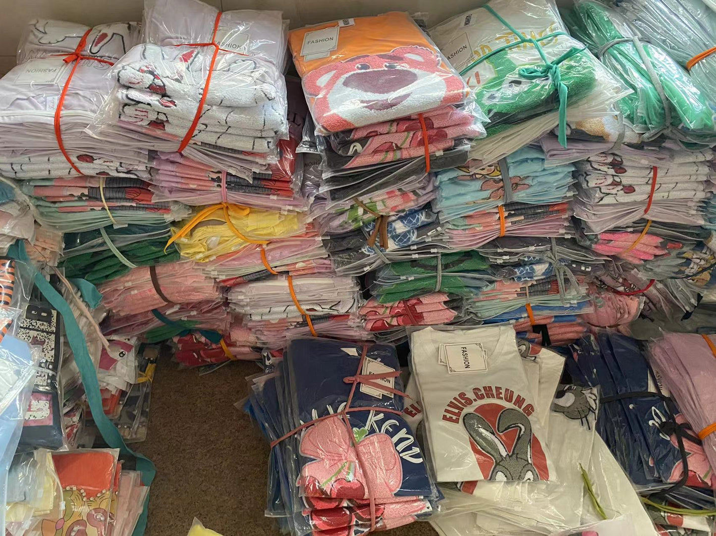 Lotes de 100 Tshirts Oversizes Estampada en caliente  ($1.85 x pieza)