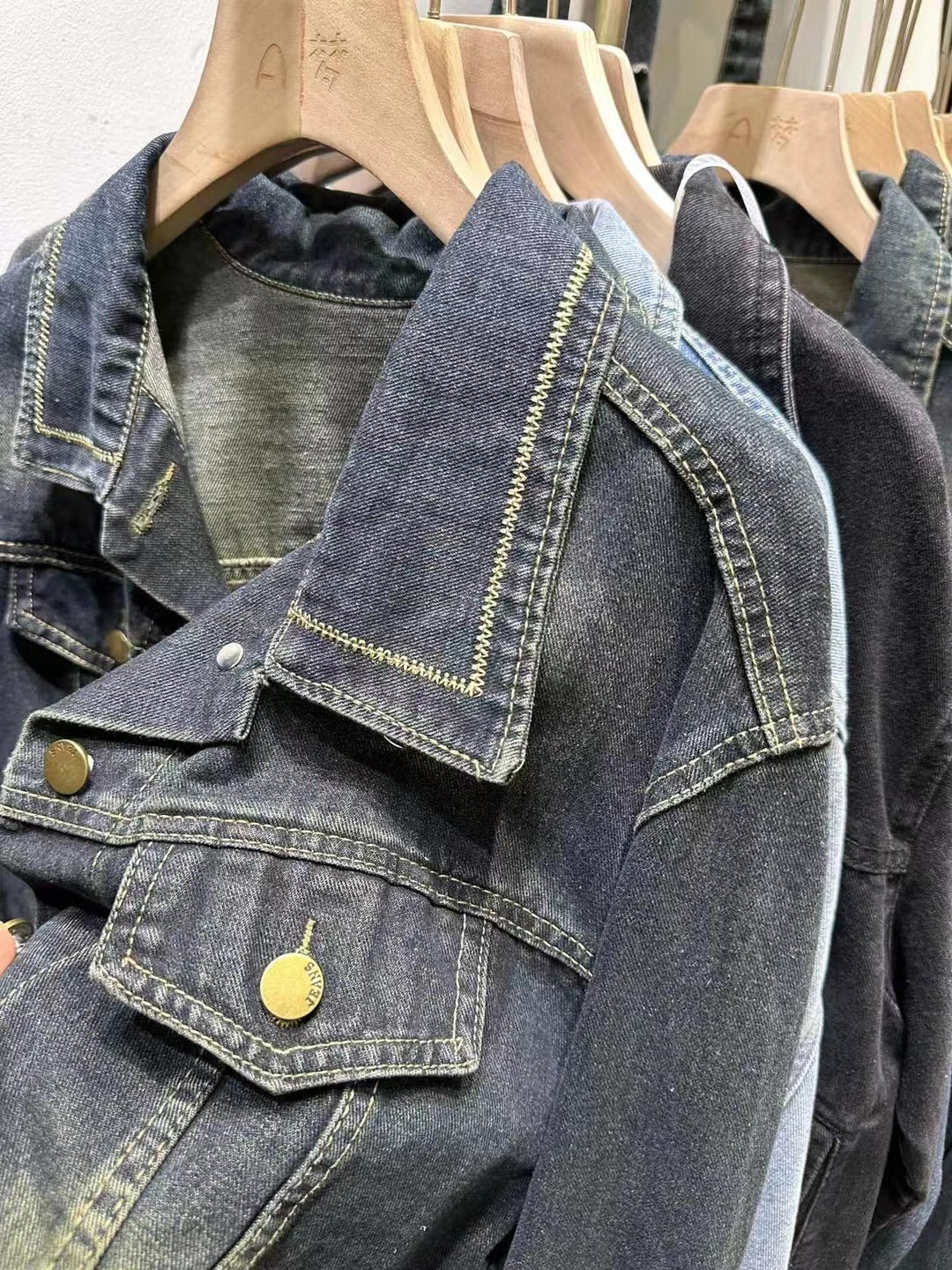 Lotes de 100 Chaquetas Denim ($2.99 x pieza)