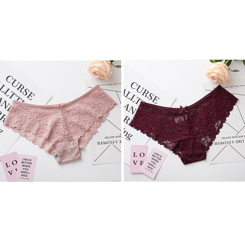 Women's Lace Seamless Thong