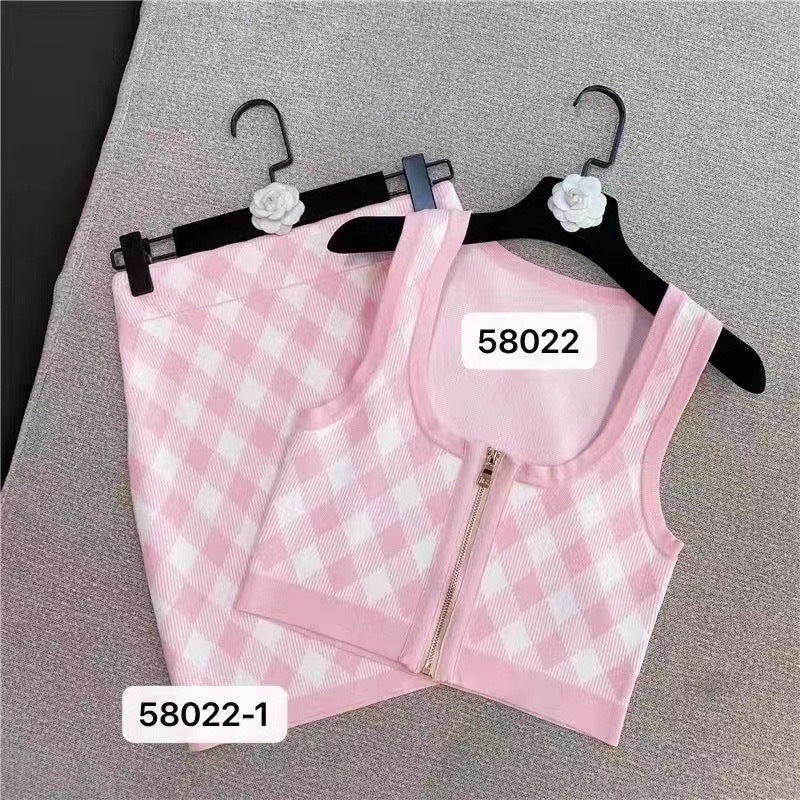 Beautiful Plaid Camisole Knitted Skirt Women's Suit