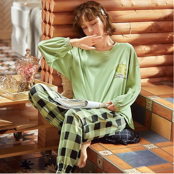 Long Sleeves Can Be Worn Outside At Home Women's Pajamas Suit
